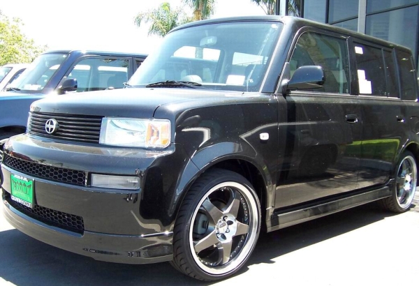 Akuma Racing W-108 Gun Metal wheels on Scion XB